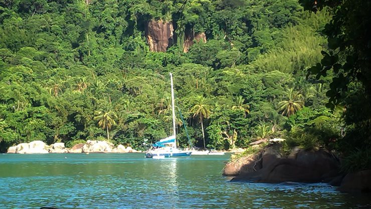 Dreamy anchorage on Ilha Grande